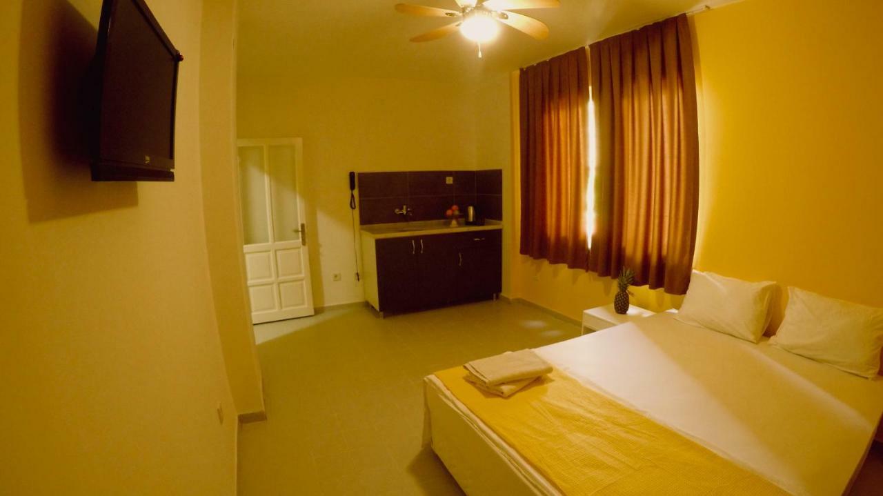 Flamingo Beach & Suite Mahmutlar Exterior foto